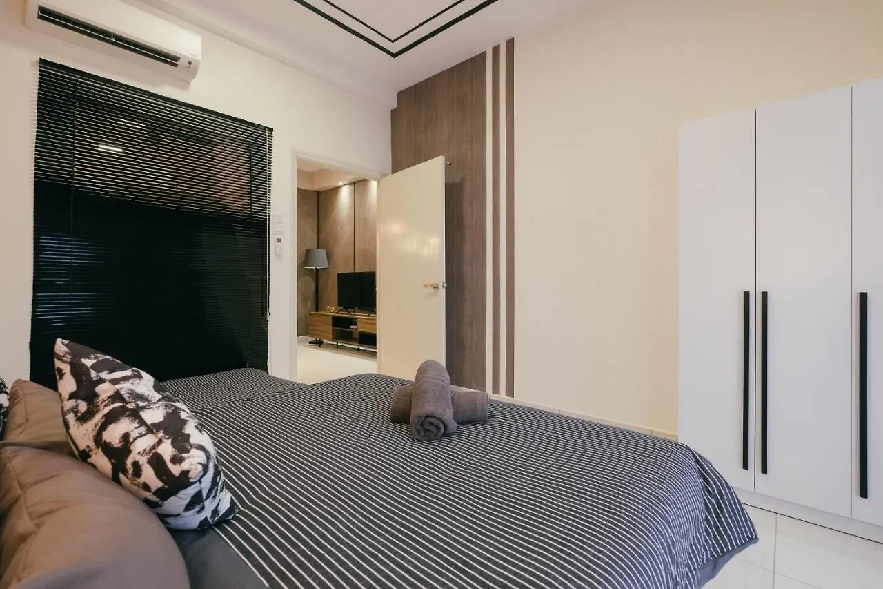 Ferienwohnung Arte Mont Kiara 3Pax Jacuzzi Pool Gym Near Mitec Matrade Kuala Lumpur Ma­lay­sia